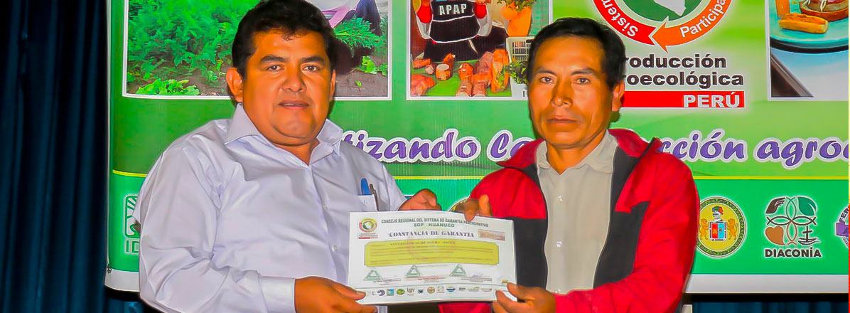 MUNICIPALIDAD DE HUÁNUCO ENTREGÓ MÁS DE 60 TONELADAS DE ABONO ORGÁNICO MUNICIPALIDAD DE HUÁNUCO ENTREGÓ MÁS DE 60 TONELADAS DE ABONO ORGÁNICO